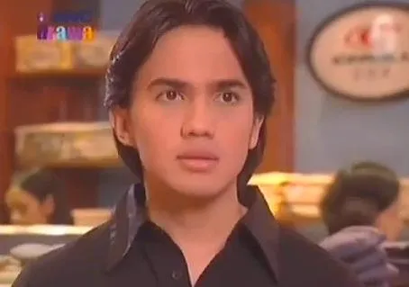 11+ Gaya Rambut Seleb yang Ikonik Banget pada Zamannya. Kamu Pernah Niru yang Mana nih? 16