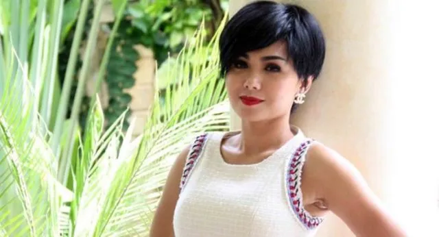 11+ Gaya Rambut Seleb yang Ikonik Banget pada Zamannya. Kamu Pernah Niru yang Mana nih? 23