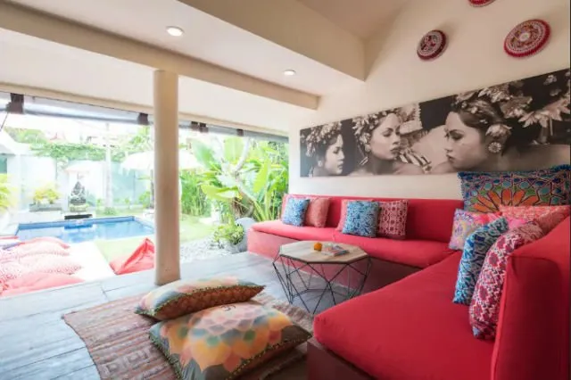 Rekomendasi Hostel Murah di Seminyak, Bali dengan Kolam Renang. Harganya Cuma 100 ribuan Lho! 10
