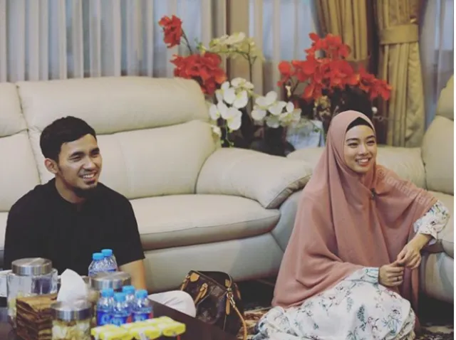 Menilik Perjalanan Kisah Lindswell Kwok dan Ahmad Hulaefi. Teman tapi Menikah Versi Atlet Wushu Nih 7