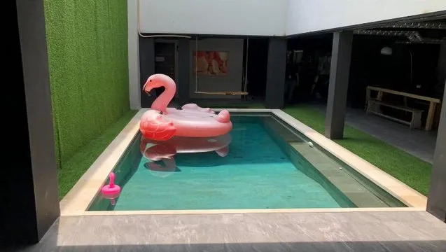 Rekomendasi Hostel Murah di Seminyak, Bali dengan Kolam Renang. Harganya Cuma 100 ribuan Lho! 14
