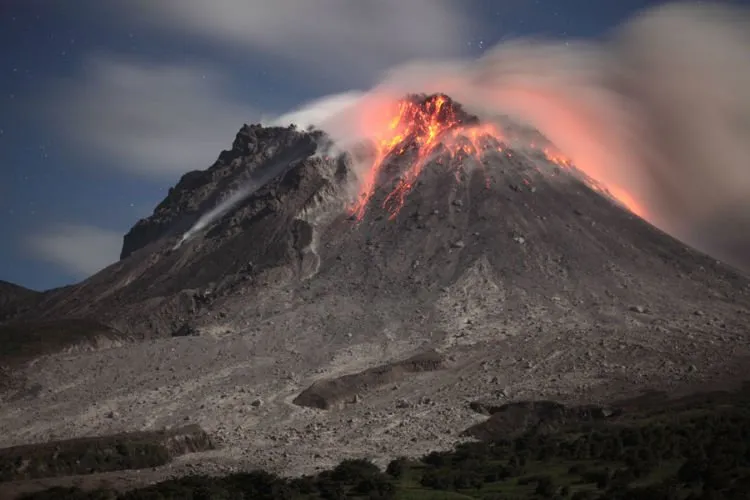 7 Letusan Gunung Paling Mematikan yang Pernah Terekam Manusia. Dua yang Terdahsyat dari Indonesia! 9