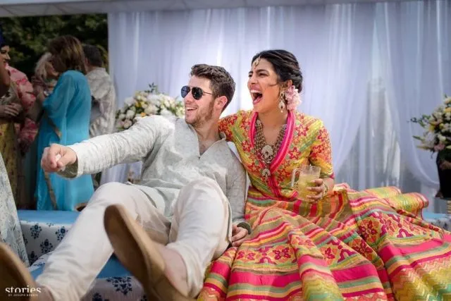 Meski Beda Usia, Ini 6 Pelajaran yang Bisa Kamu Petik dari Hubungan Nick Jonas dan Priyanka Chopra 11