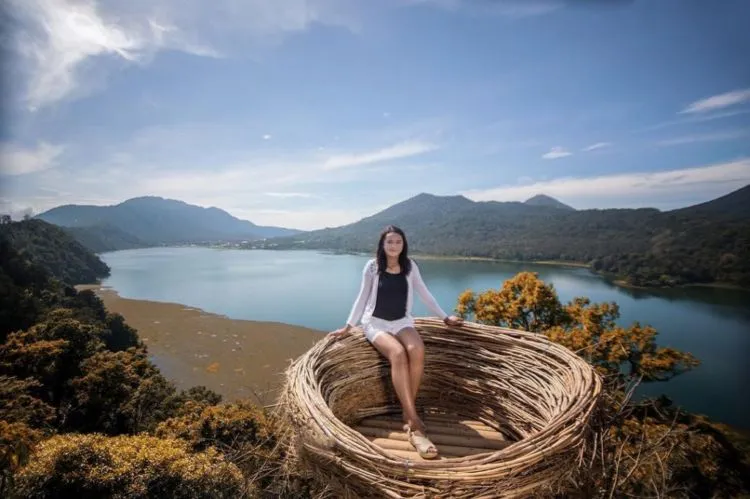 Wanagiri Hidden Hill, Destinasi Kekinian untuk Liburan Awal Tahun di Bali. Cocok Nih Buat Pecinta Selfie! 5