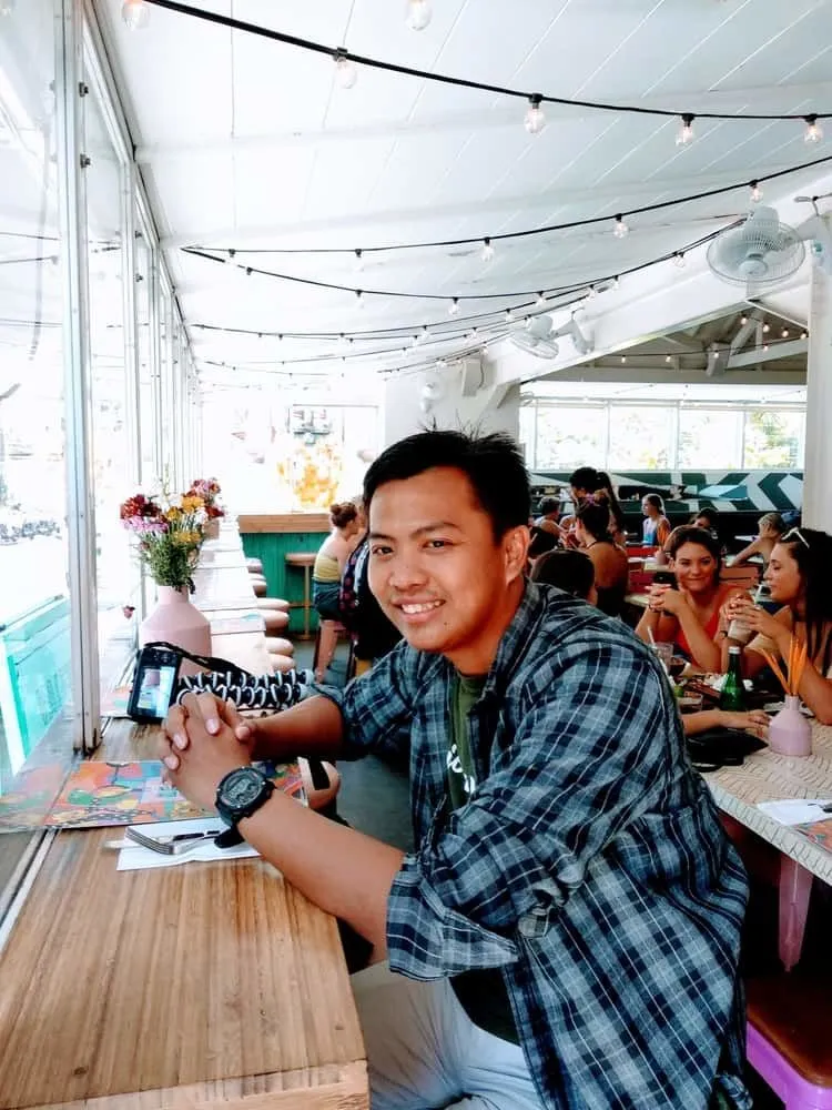Sea Circus, Cafe Modern yang Instagramable di Bali. Tempatnya Seru dan Dekorasinya Warna-warni! 12