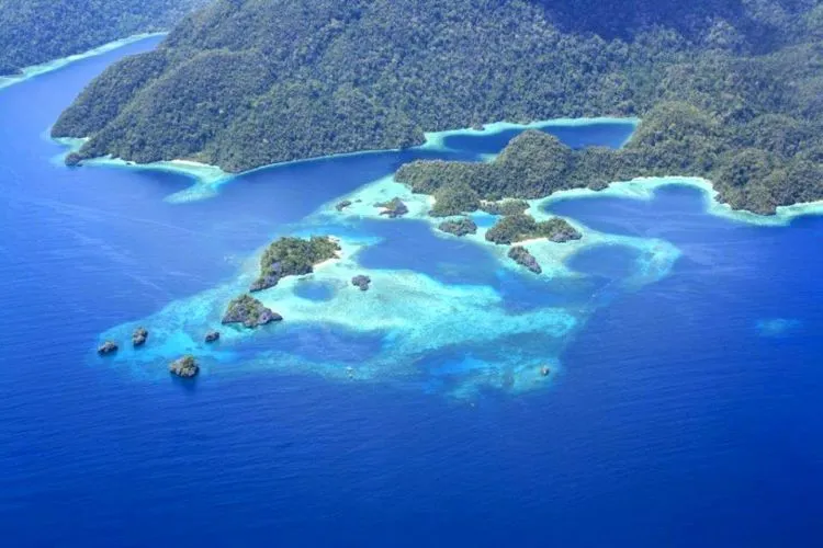 7 Destinasi Wisata Pantai di Indonesia yang Cocok Untuk Syuting Film Aquaman. Pesonanya Nggak Kalah! 18