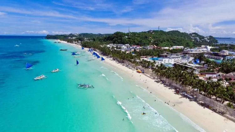 5 Destinasi Wisata Cantik di Filipina, Negara Catriona Gray Miss Universe 2018. Indah Banget Ternyata! 11