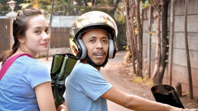 9 Kisah Cinta Paling Baper Sepanjang 2018 Ini Bukti Kalau Cinta Selalu Punya Manis Pahitnya Sendiri 15