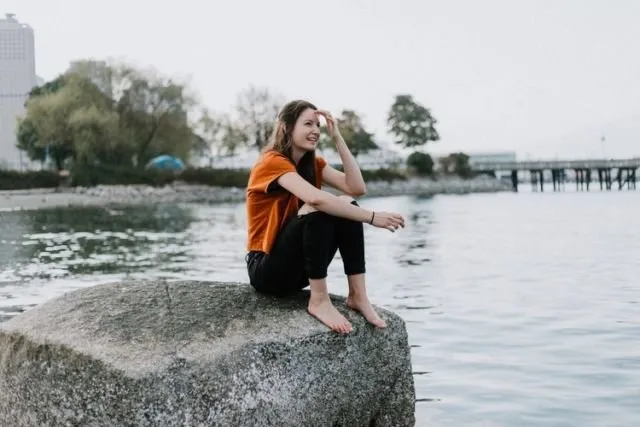 Kata Cowok, Cewek Menarik itu Cukup Jadi Diri Sendiri dan 10 Hal Inilah yang Mereka Sukai 19