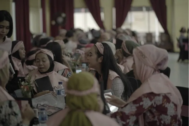 Pixy Beauty & Inspiring Talks Lampung: Belajar Makeup Bareng Andhita Irianto 9