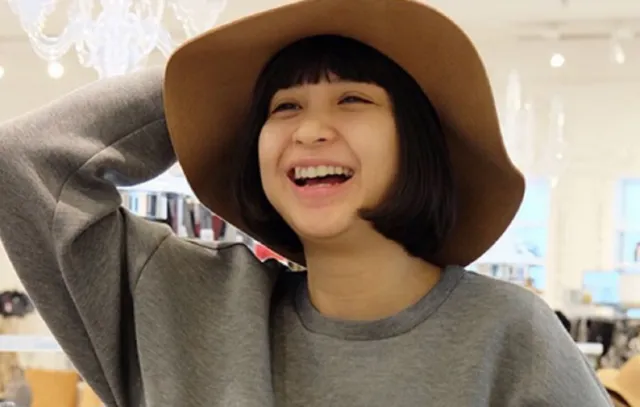 11+ Gaya Rambut Seleb yang Ikonik Banget pada Zamannya. Kamu Pernah Niru yang Mana nih? 21