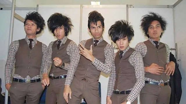 11+ Gaya Rambut Seleb yang Ikonik Banget pada Zamannya. Kamu Pernah Niru yang Mana nih? 22