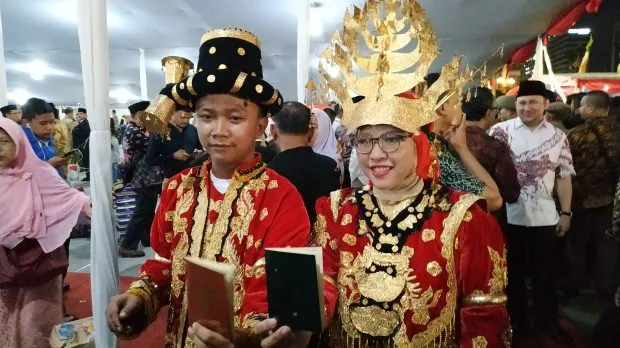 Nikah Massal Nggak Cuma Tradisi Tapi Juga Jadi Solusi. Seperti di DKI Jakarta pas Malam Tahun Baru Ini 5