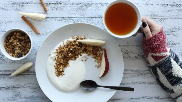 5 Bahaya Minum Teh Setelah Makan. Segar Memang, tapi Bawa Kerugian 10