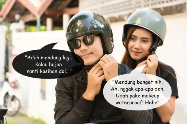 6 Perbandingan Pikiran Cowok dan Cewek Kalau Lagi Naik Motor Bareng 11