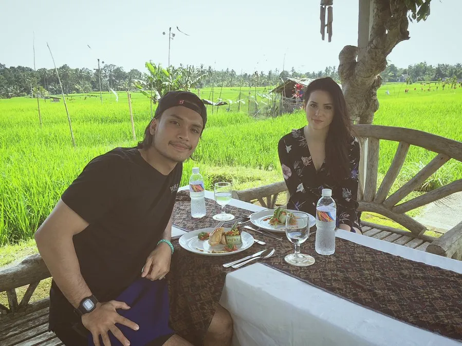Resmi Menikah, Begini Momen Sukacita Randy Pangalila dan Chelsey Frank. Nggak Perlu Nunggu Lama! 13