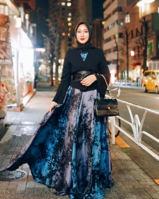 Daripada Bingung Pakai Apa Saat Ke Nikahan, Mendingan Simak 12 OOTD Kondangan Sesuai Zodiak Ini 22