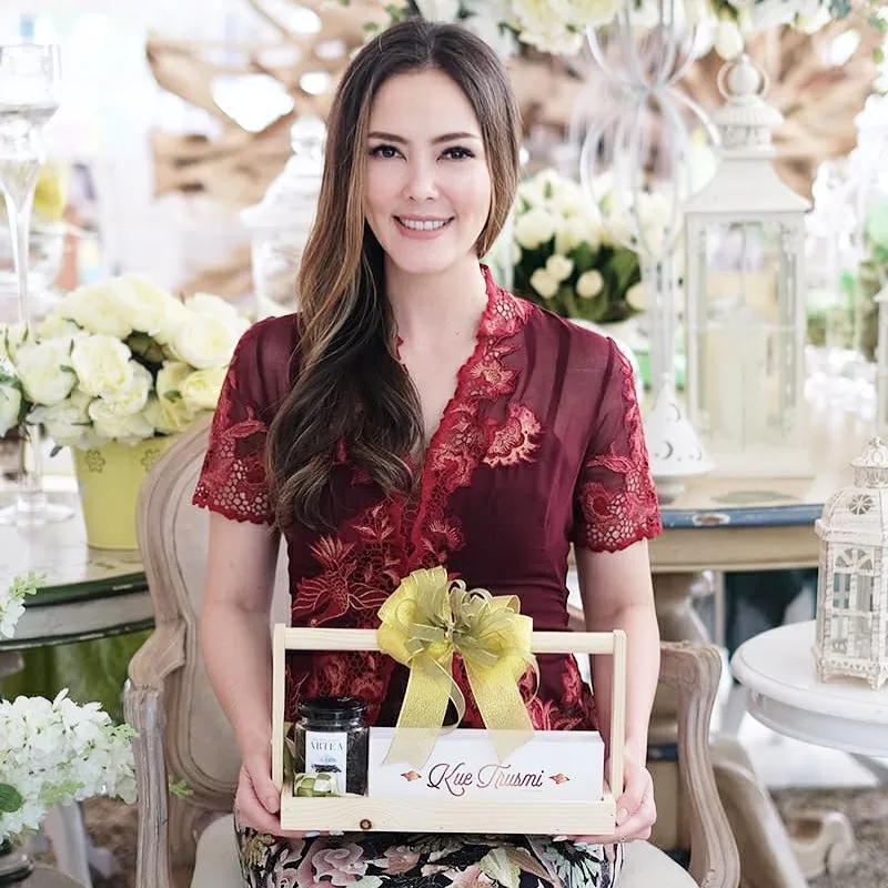 Makin Runyam! Namanya Masuk Katalog Prostitusi Online, Cathy Sharon Laporkan Oknum pada Polisi 4
