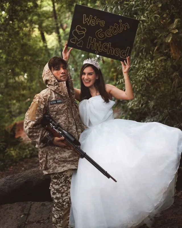 10 Foto Prewedding di Hutan dengan Tema yang Unik. Nggak Kalah Sama Ammar Zoni dan Irish Bella! 11