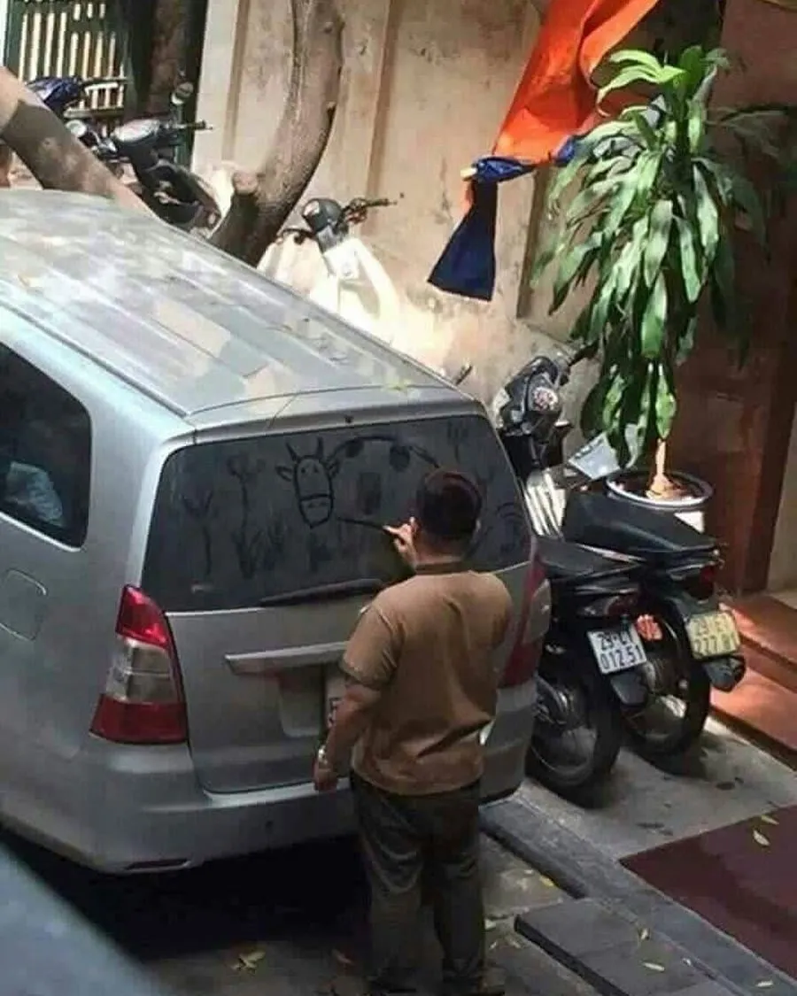 15 Potret Bapak-bapak Lawak yang Bikin Ngakakmu Awet Kayak Mendung Sore ini. Kacau, Kocak Banget! 18