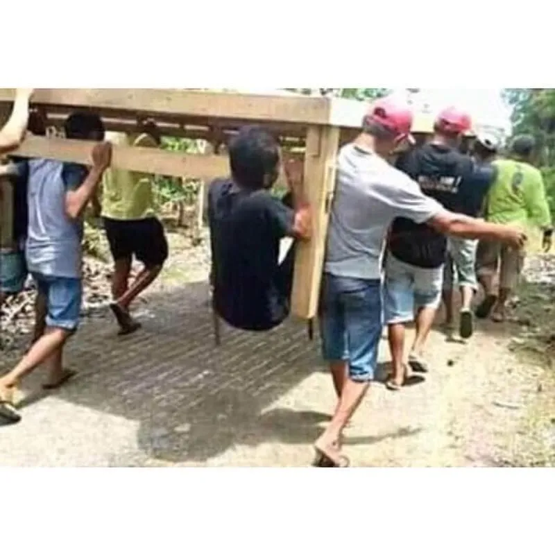 15 Potret Bapak-bapak Lawak yang Bikin Ngakakmu Awet Kayak Mendung Sore ini. Kacau, Kocak Banget! 21