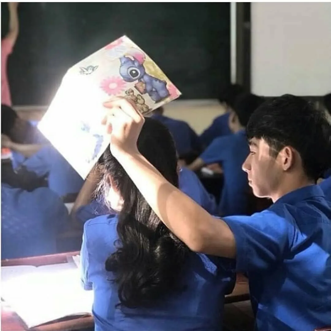16 Adegan Absurd yang Hanya Ditemui di Kelas. Jadi Teringat Masa Nakal-Nakal Pas Masih Sekolah nih! 23
