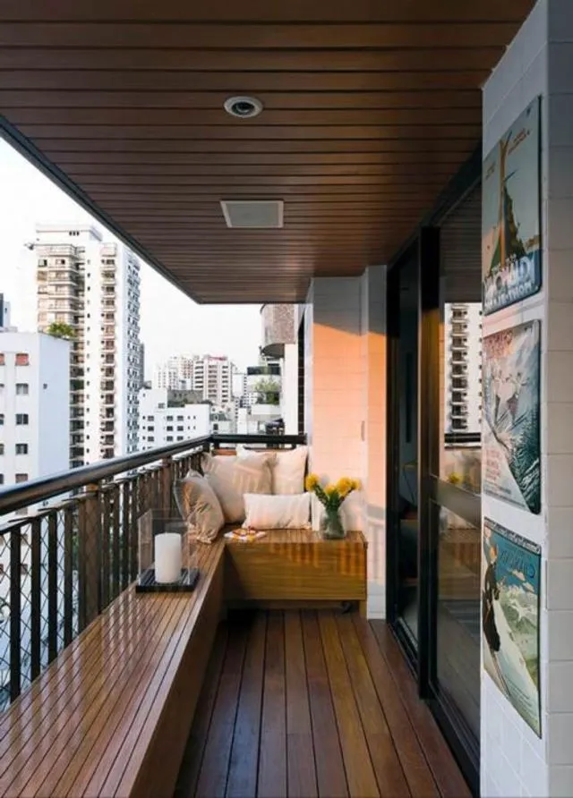 11 Penataan Balkon Rumah Minimalis yang Nyaman buat Leyeh-leyeh Cantik 16
