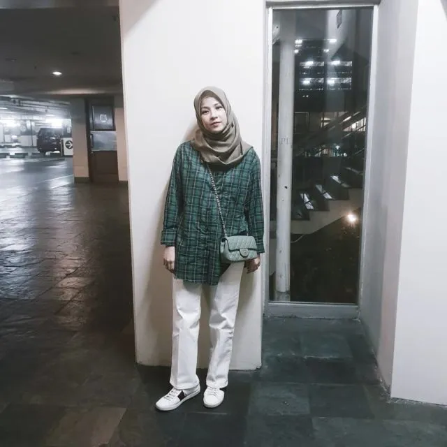Udah Jadi Ibu-Ibu, 7 Seleb ini Masih Pantas Disebut Gadis. Ada yang Punya Anak 5! 11