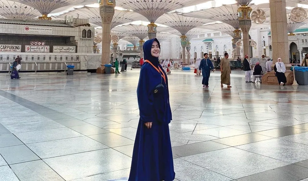 Lepas Hijab Setelah Umroh, Begini Penjelasan Cita Citata Buat Warganet 3