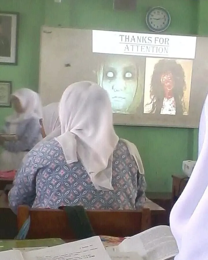16 Adegan Absurd yang Hanya Ditemui di Kelas. Jadi Teringat Masa Nakal-Nakal Pas Masih Sekolah nih! 28