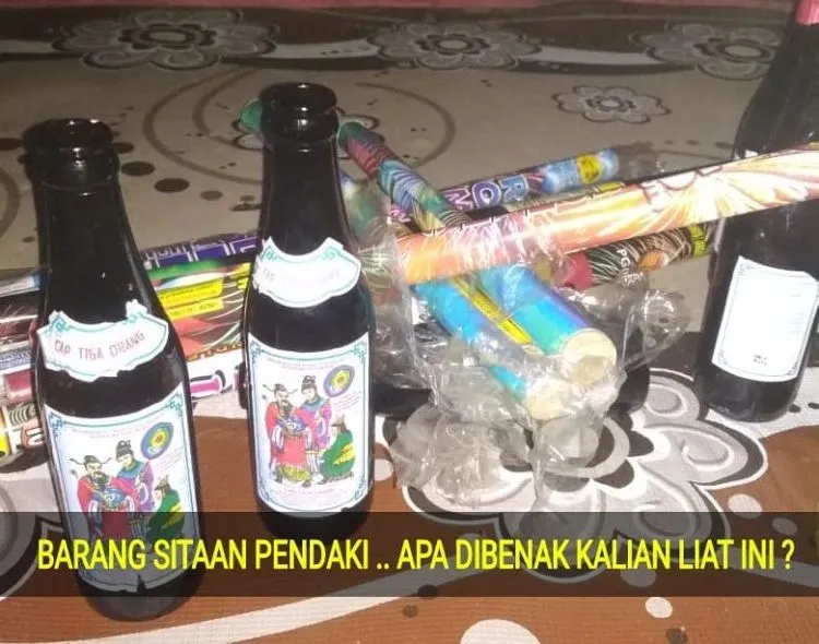 Kejadian Konyol di Gunung Prau Saat Libur Tahun Baru. Ada yang Nyalain Petasan Sampai Bawa Miras! 3