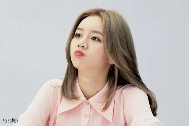 10+ K-Pop Idol Ini Lahir di Tahun 1994. Siapa Nih yang Punya Wajah