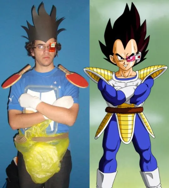 Bukannya Terlihat Kece, Cosplay Superhero ini Malah Bikin Geli dan Kocak. Yang Penting Murah Meriah~ 24