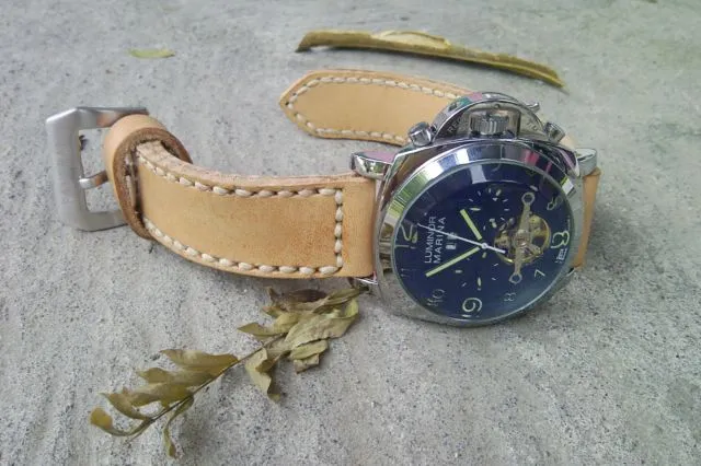7 Cara Mudah Menghilangkan Embun di Jam Tangan Sebelum Jadi Rusak 8 cara menghilangkan embun di jam tangan