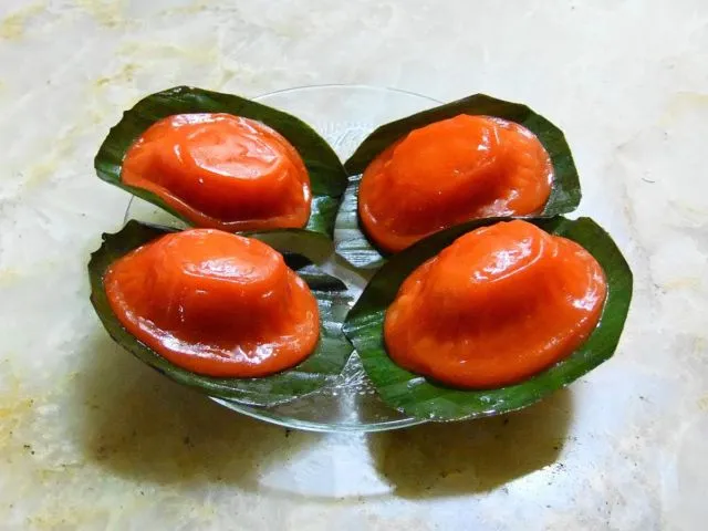 11 Macam Bungkusan Daun Pisang Tradisional Asli Indonesia. Familier? 22 bungkusan daun pisang