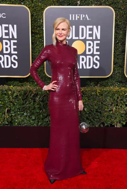 Parade 15 Potret Busana Aktris Hollywood di Karpet Merah Ajang Golden Globes 2019 19
