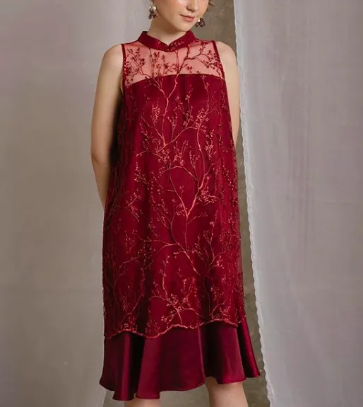 9 Inspirasi Busana Cheongsam Model Loose Dress yang Longgar. Aman Buat Perut yang Melebar! 11