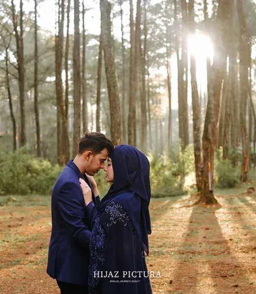 11+ Inspirasi Cantik Post-Wedding yang Lagi Kekinian. Bisa Tampil Mesra tanpa Perlu Sungkan-sungkan, Ya Kan? 13