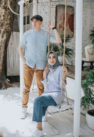 11+ Inspirasi Cantik Post-Wedding yang Lagi Kekinian. Bisa Tampil Mesra tanpa Perlu Sungkan-sungkan, Ya Kan? 16