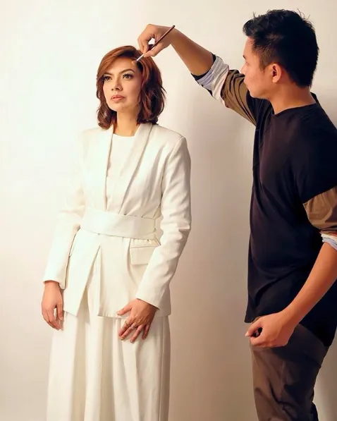 Dipercaya Menjadi MUA Caitlyn Jenner saat Berkunjung ke Semarang, 7 Karya Ryan Ogilvy Layak Jadi Sorotan 10