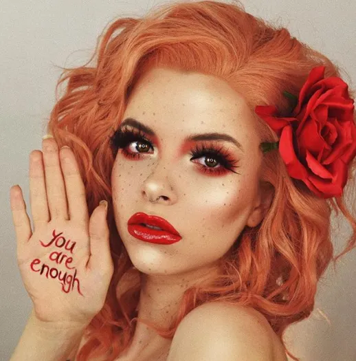 Kimberley Margarita, Beauty Vlogger Botak yang Jadi Bukti Kalau Cantik Itu Subyektif 11