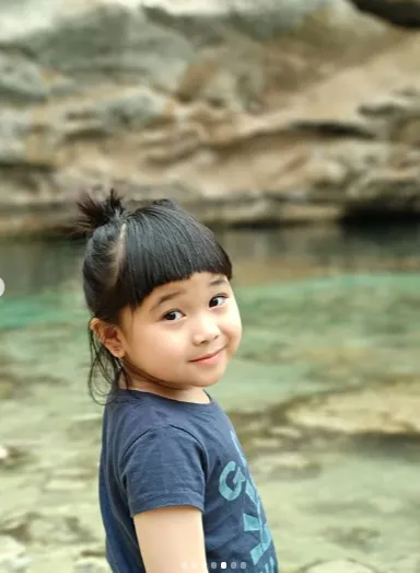 Sudah Semakin Besar, Gini Nih Potret Cantik dan Lucunya Kirana. Bikin Makin Cinta! 10