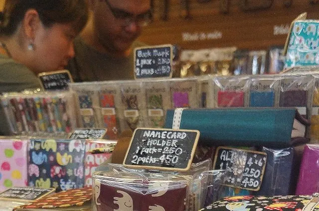 7 Surga Belanja di Bangkok Thailand yang Bikin Kamu Kalap Shopping di Sana! 11