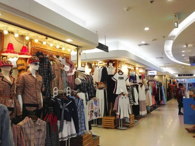 7 Surga Belanja di Bangkok Thailand yang Bikin Kamu Kalap Shopping di Sana! 9