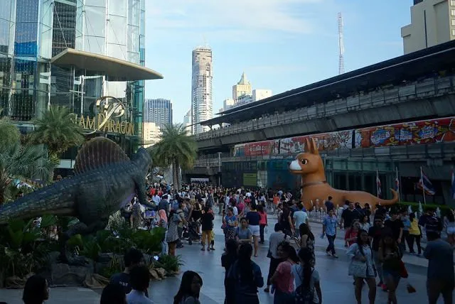 7 Surga Belanja di Bangkok Thailand yang Bikin Kamu Kalap Shopping di Sana! 14