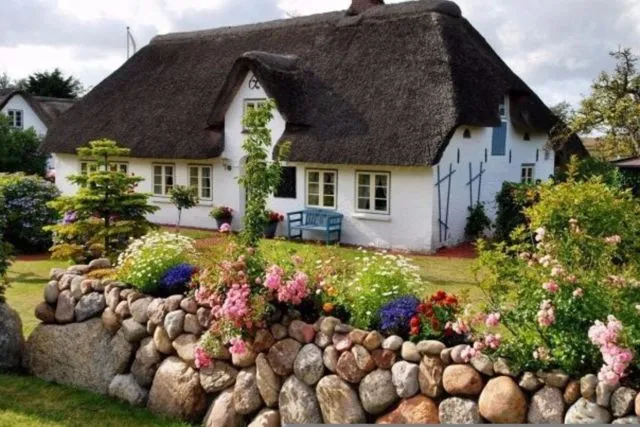 10 Contoh Desain Pagar Rumah Minimalis Murah yang Keren 13 Desain pagar rumah minimalis