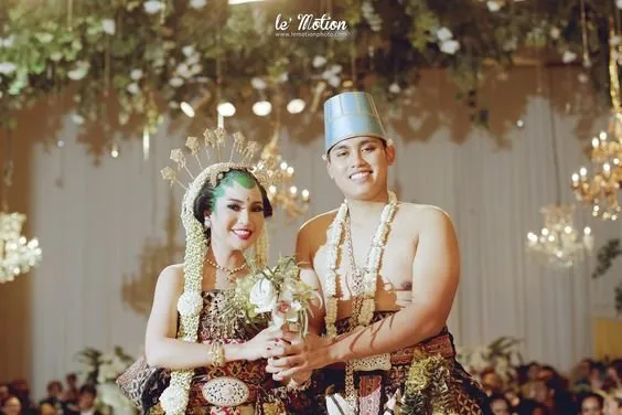 Mitosnya, Orang Jawa Dilarang Melakukan Pernikahan di 4 Bulan ini. Percaya Nggak Percaya, Tapi Penasaran Juga 7