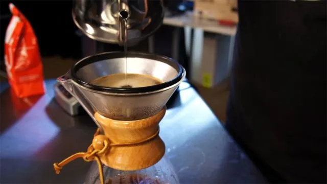 12 Jenis Filter Kopi yang Punya 'Rasa Bawaan' Berbeda-Beda. Pecinta Kopi Harusnya Khatam 20