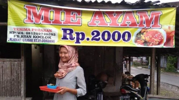 Viral Mie Ayam yang Dijual Seharga 2 Ribu di Sragen. Kini Pemiliknya Justru Banjir Rezeki! 6