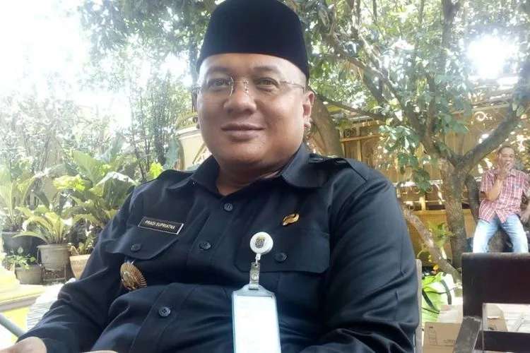 Telat Bayar SPP, Siswi SD Kabarnya Dihukum Push Up Sampai 100 Kali. Kata Kepsek: Untuk Shock Therapy 8